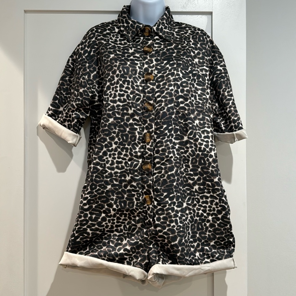 Leopard button-down romper